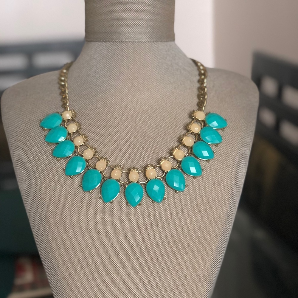 💖Aqua and Nude Necklace